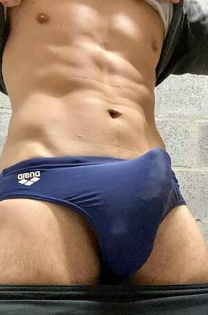 Erection In Speedos Porn - Aussie Speedo Guy is a Bisexual Aussie Guy who loves speedos.