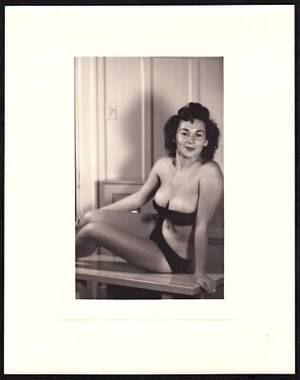 1940s Vintage Women Porn - BODACIOUS TATAS BUSTY KINKY HOUSEWIFE WOMAN PORN STAR ~ 1940s 8x10 PHOTO |  eBay