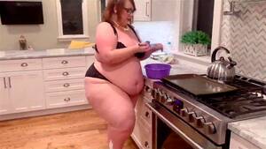 Bbw Cooking Porn - Watch BBW in kitchen - Ssbbw, Bbw Belly, Weight Gain Porn - SpankBang