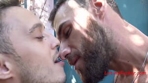 Hard Gay Porn Money - Latin gay outdoor fuck for money - XVIDEOS.COM