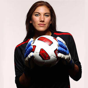 Hope Solo Anus Porn - Dorothy Surrenders: Dancing Solo