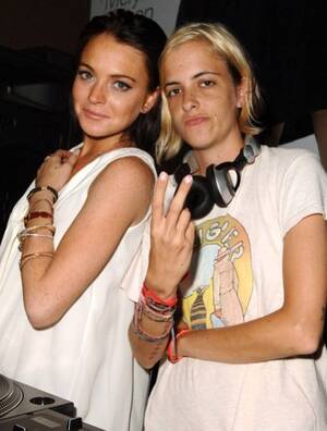 Celebrity Lesbian Lindsay Lohan - Samantha Ronson is Open to Lindsay Lohan Reunion, Boys, Writing a Novel |  Autostraddle