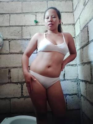 chubby filipina bikini - Harlyn Filipina milf -  225216456_1459725937714261_1191496782009610661_n_1459725934380928 Porn Pic  - EPORNER