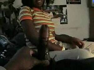 black girl bj in dorm - Dorm Room Blowjob - XNXX.COM