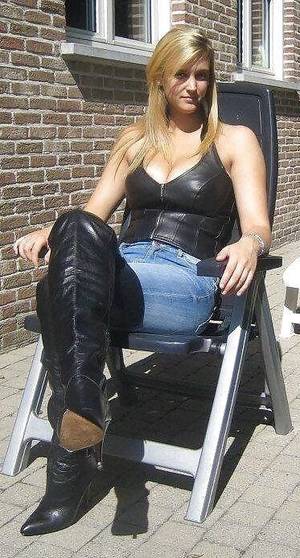 Jeans Boots Porn - Sexy Boots, Thigh High Boots, Leather Boots, Facebook, Content, Erotic  Photography, Leather Dresses, Boot Heels, Kinky