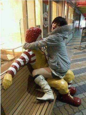 Evil Ronald Mcdonald Sex - 27 People More Awkward Than You