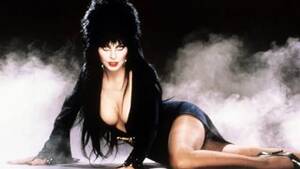 Cassandra Peterson Blowjob - Elvira: Mistress of the Dark (1988) - News - IMDb