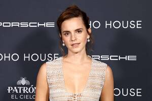 Emma Watson Porn Nude Dress - Emma Watson Graced the Red Carpet in a Shimmering Sheer, Fringed Gown