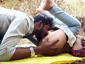 live pussy licking - Indian lover couple indian live porn pussy licking fucking outdoor