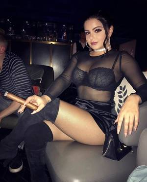 Ariel Winter Porn Facial - #1