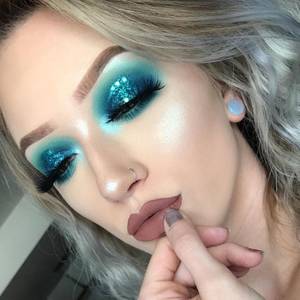 Double Eye - Winky Lux (@winky_lux) on Instagram: â€œMermaid glitter slay ||@