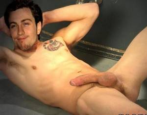 Aaron Taylor Johnson Porn - Gay Porn Pictures