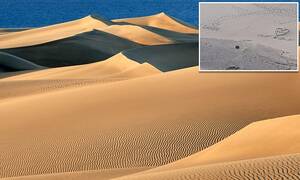 maspalomas nude beach porn - Protected Spanish dunes blighted by tourists and nudists return to  'pristine' condition | Daily Mail Online