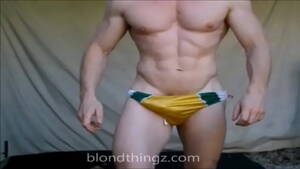 huge penis in speedo - big dick bulge in nylon speedo speedos zakrogerz zak rogerz - XVIDEOS.COM