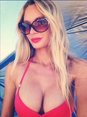 boobs iphone - #fake #slut #selfshot #boobs # tits #titties #sillicones #model