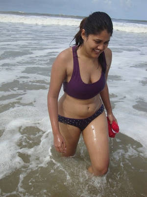 india beach nude - housewife girls naked nangi on beach pics