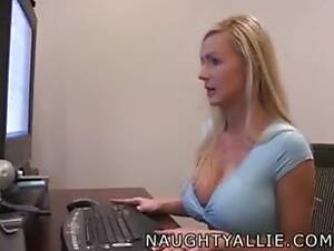 beautiful blonde handjob - Beautiful blonde gives great handjob