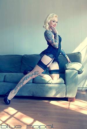 1940s Housewife Porn Vk - Net - Girls with Tattoos.