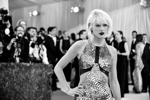 Nazi S&m Porn - Taylor Swift attends the Manus x Machina: Fashion In an Age of Technology  Costume Institute