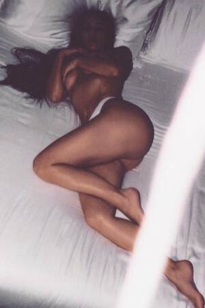 Kim Kardashian Ass Porn Captions - Kim Kardashian (Nearly) Naked Pictures: Instagram & Old Photos | Glamour UK