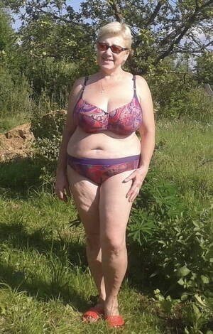 chubby bikini granny - Chubby Bikini Granny | Sex Pictures Pass