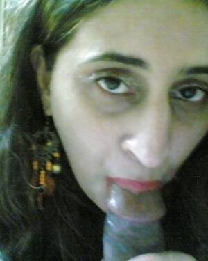 Muslim Aunt Porn - Paki Muslim aunty becomes Hindu maid and sex slave Porn Pictures, XXX  Photos, Sex Images #1862212 - PICTOA