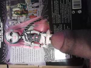 Monster High Art Porn Cum - Rochelle Goyle Cock/cum, Monster high | MOTHERLESS.COM â„¢