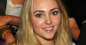 Annasophia Robb Porn Jb - AnnaSophia Robb to play young Carrie Bradshaw in \