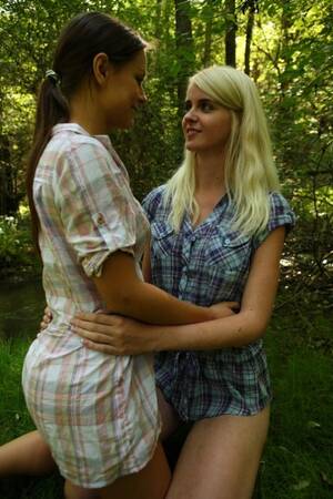 Lesbians Teens Outdoor - Outdoor Lesbian Teens Porn Pics & Naked Photos - SexyGirlsPics.com