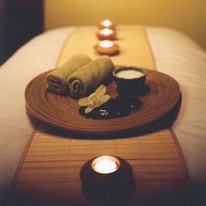 couple spa - Indulge Spas and