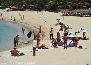 beach nude usa - Two detained for swimming, sunbathing in the nude[2]|chinadaily.com.cn