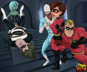 Incredibles Bdsm Porn - The Incredibles - [Toon BDSM][ACME] - The Incredickbles - Time Between  Battles porno