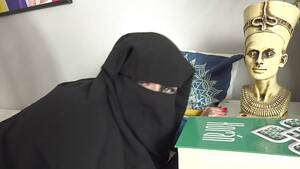 Niqab Porn Praying - Holy prayer interrupted for a divine fuck | 4tube