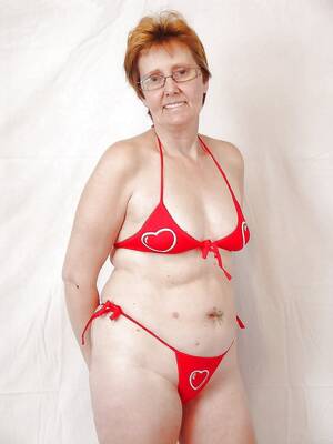 big fat granny in bikini - Granny in bikini (60 photos) - porn