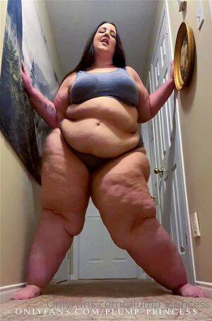 fat plump booty - Watch PP show fat booty bare - Ssbbw Ass, Ssbbw Mega Hips, Bbw Porn -  SpankBang