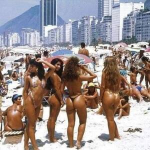 copacabana beach topless videos - Copacabana Beach. Rio de Janeiro, Brazil. 1985. : r/OldSchoolCool