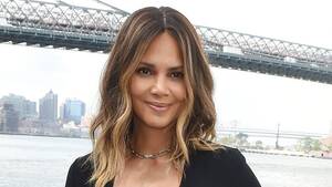 Halle Berry Porn Double - Halle Berry News, Pictures, and Videos - E! Online