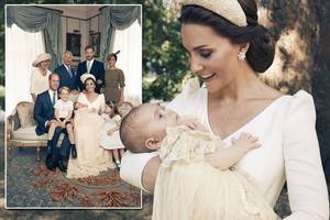 Muslim Schoolgirl Porn - Princess Charlotte gazes at Prince Louis