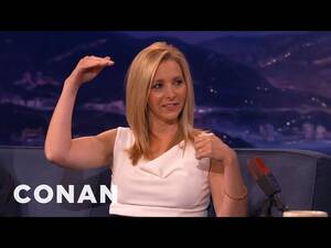 Lisa Kudrow Porn With Captions - Lisa Kudrow On Awkward Nudity On \