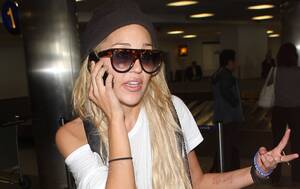 Amanda Bynes - Amanda Bynes Denies Posting Nude Photo on Twitter from Alleged Burner  Account | Complex