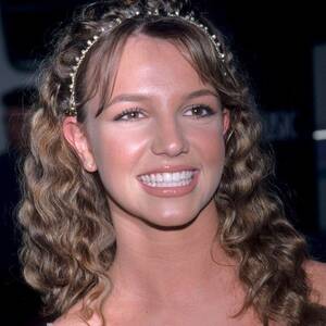 Britney Spears Xxx Adult - 50 Photos of Britney Spears' Hair Evolution Through the Years