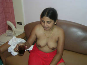 curvey mature indian wemon nude - big-nude-boobs-desi-indian-milf ...