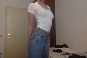 90s Jeans Porn - sexysexnsuch: mayahoelivia: current aesthetic: 90s milf Those mom jeans,  mmmm lol. The shirt definitely makes up for it though -J Tumblr Porn