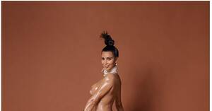 Kim Kardashian Ass Sex - Actually, Kim Kardashian Got Totally Naked for That Shoot