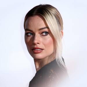 Margot Robbie Celebrity Porn - eBay Sellers Hawk AI Nudes Of Celebs Like Margot Robbie, Selena Gomez