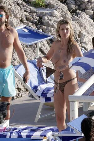 Heidi Klum Pussy - Heidi Klum Topless bikini in Capri, Italy (7 photos) Â· Pandesia World