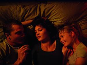 Film Sex Irani Drama Porn - Love, Cannes film review: Visceral brilliance sets Gasper NoÃ© drama apart  from standard porn | The Independent | The Independent