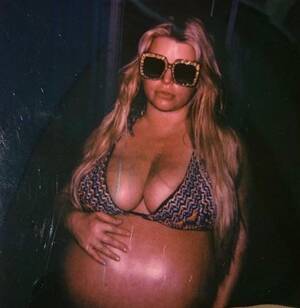 Biggest Pregnant Porn Star - Heavily pregnant Jessica Simpson shows off her very large bump in a bikini  | The Irish Sun