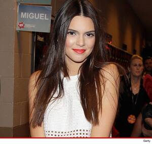 Kendall - Kendall Jenner -- Porn Offers ROLLING IN