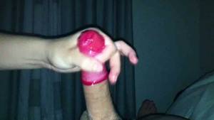 my girlfriend handjob - Girlfriend puts a condom on my big dick before giving handjob - Mylust.com